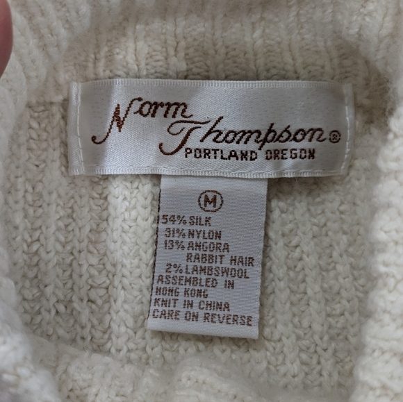 Norm Thompson Woman White Ivory Silk Wool Angora Blend Knit Sweater Mock Neck M - Picture 8 of 9